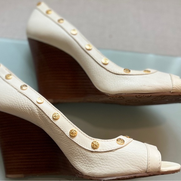 Tory Burch white wedge heels size 11 - Picture 6 of 7